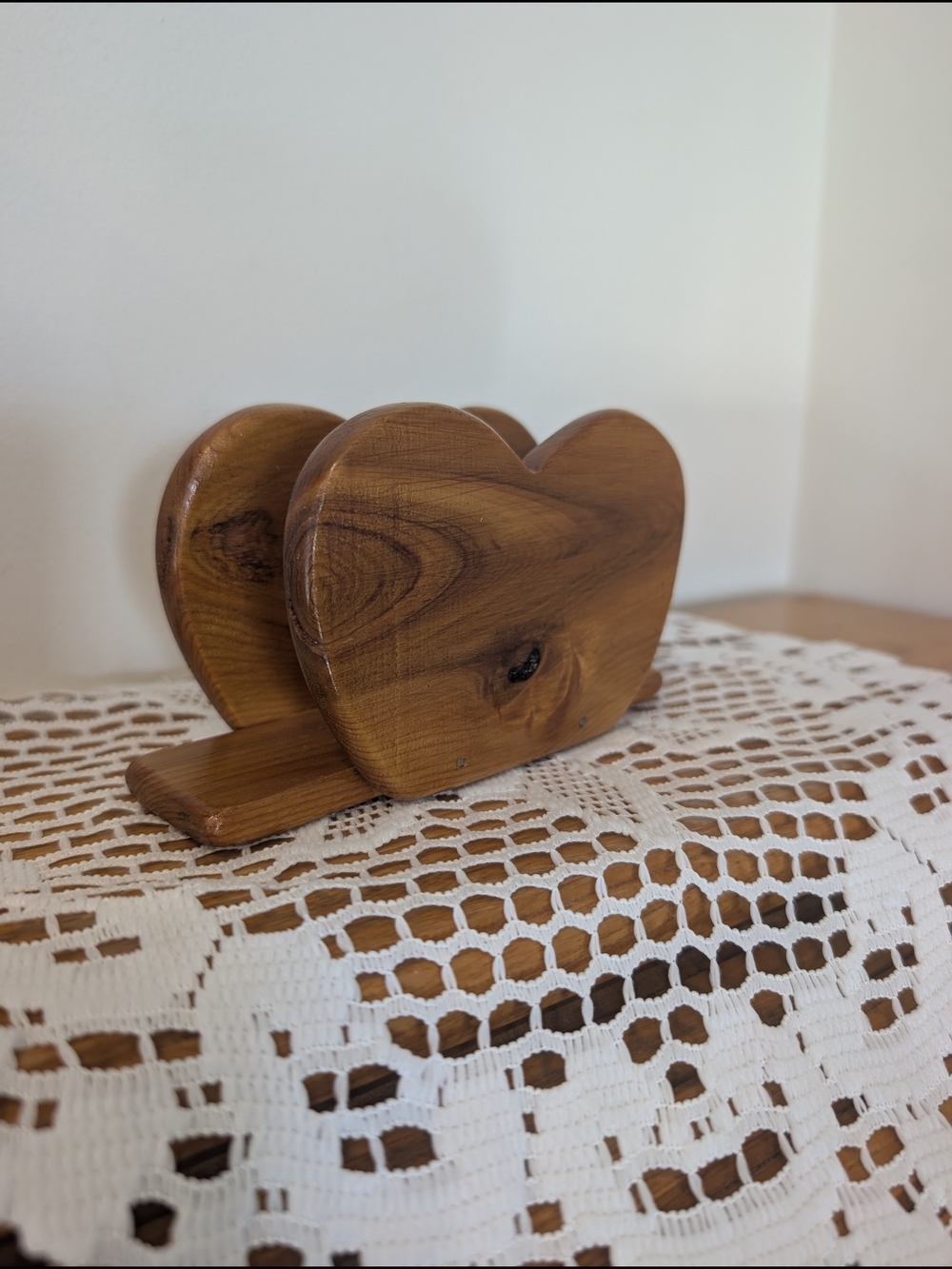 Heart-Shaped Wooden Napkin Holder in Natural Brown - Picture 3 of 10